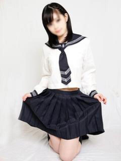 かえで 初体験（学園系イメクラ）