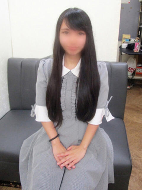 しろ 初体験(学園系イメクラ)