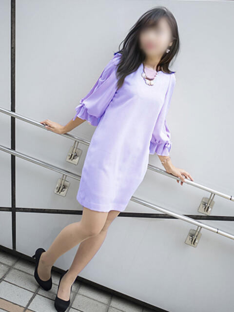 真咲 ミセスラウンジ東京(人妻系デリヘル)