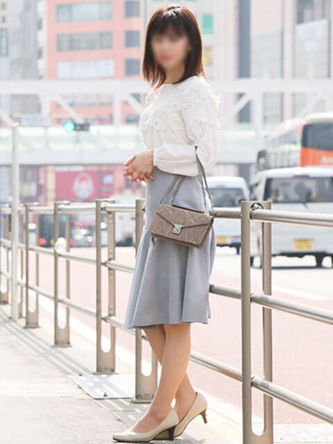 美空 ミセスラウンジ東京(人妻系デリヘル)