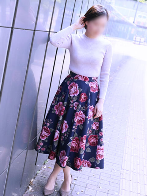 薫子 ミセスラウンジ東京(人妻系デリヘル)
