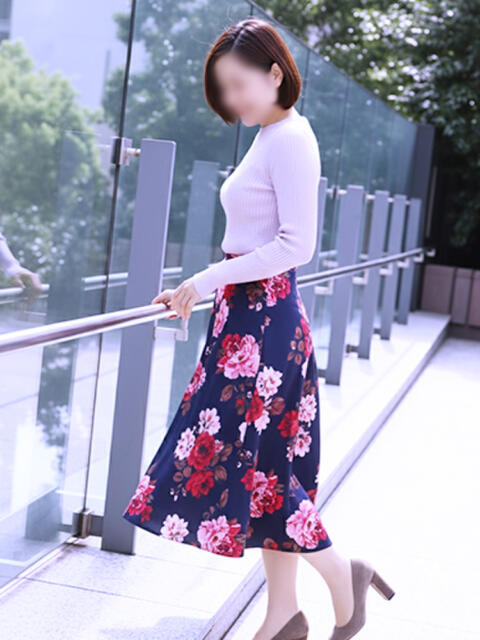 薫子 ミセスラウンジ東京(人妻系デリヘル)