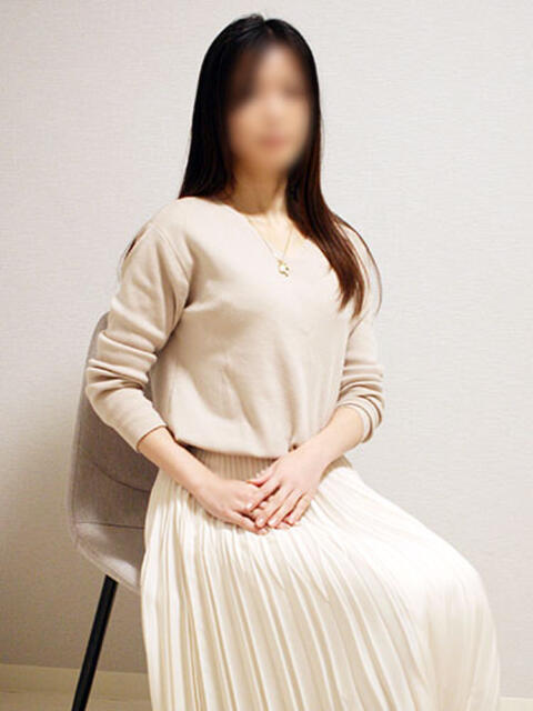 すず ミセスラウンジ東京（人妻系デリヘル）