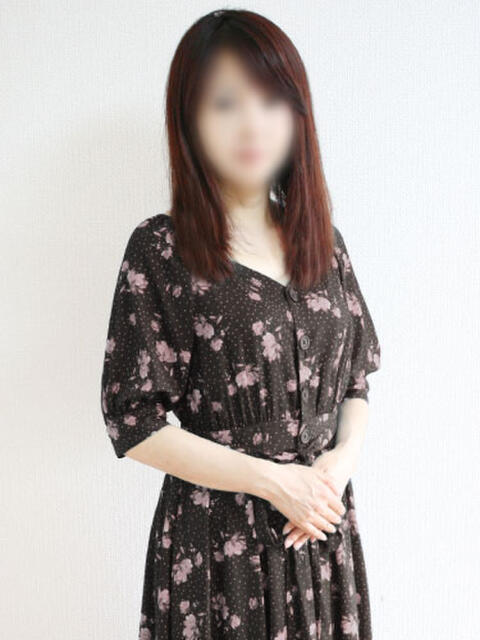 麻衣美 ミセスラウンジ東京（人妻系デリヘル）