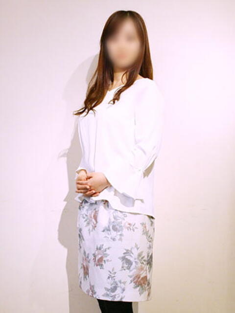 穂花 ミセスラウンジ東京(人妻系デリヘル)