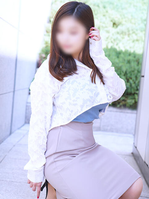 里帆 ミセスラウンジ東京（人妻系デリヘル）