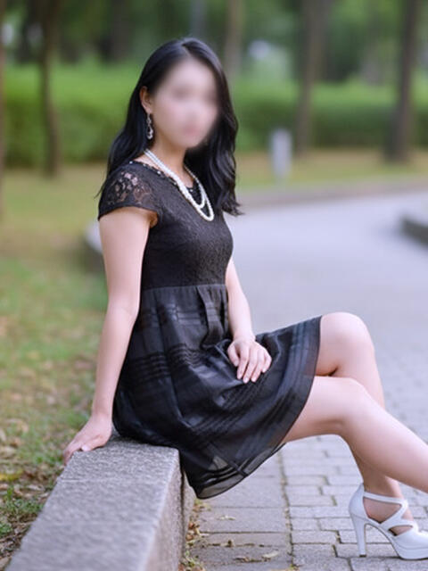 梨花 ミセスラウンジ東京(人妻系デリヘル)