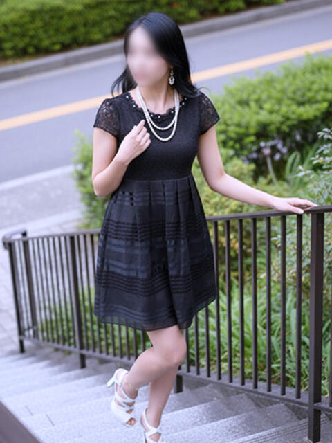 梨花 ミセスラウンジ東京(人妻系デリヘル)