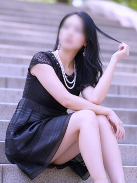 梨花 ミセスラウンジ東京(人妻系デリヘル)