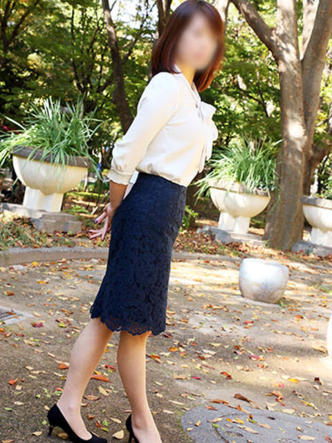 真由美 ミセスラウンジ東京（人妻系デリヘル）