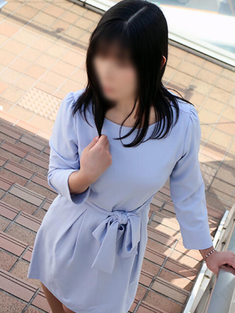 綾子 ミセスラウンジ東京(人妻系デリヘル)