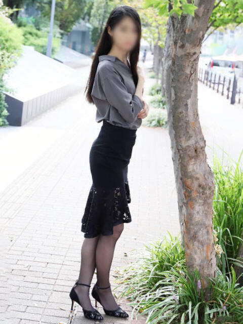 紗奈 ミセスラウンジ東京（人妻系デリヘル）