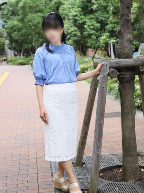あやめ ミセスラウンジ東京（人妻系デリヘル）