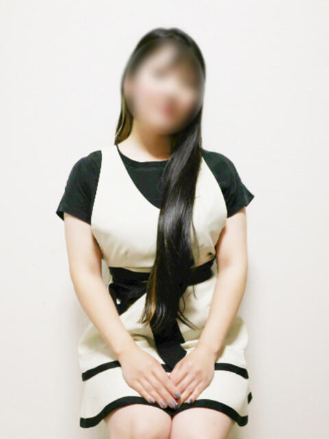 あられ メンズエステ妻（【非風俗】メンズエステ）