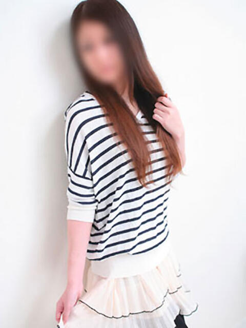 由麻 ミセスラウンジ東京(人妻系デリヘル)