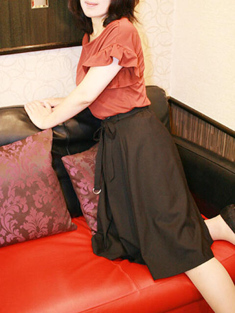 優希 ミセスラウンジ東京（人妻系デリヘル）