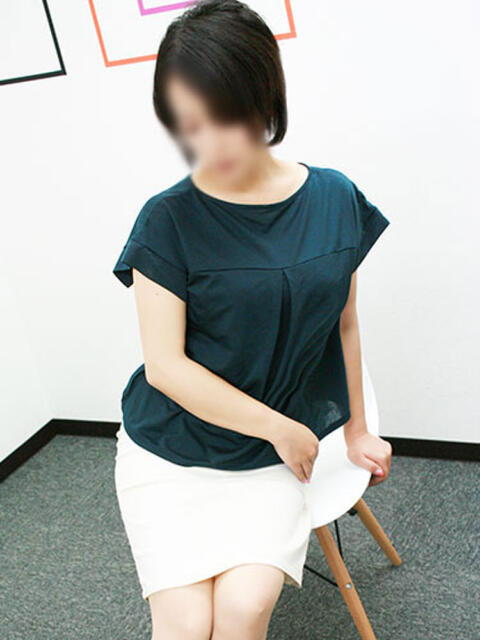 伊織 ミセスラウンジ東京(人妻系デリヘル)