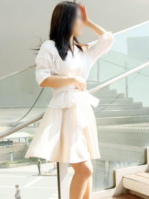 美里 ミセスラウンジ東京（人妻系デリヘル）