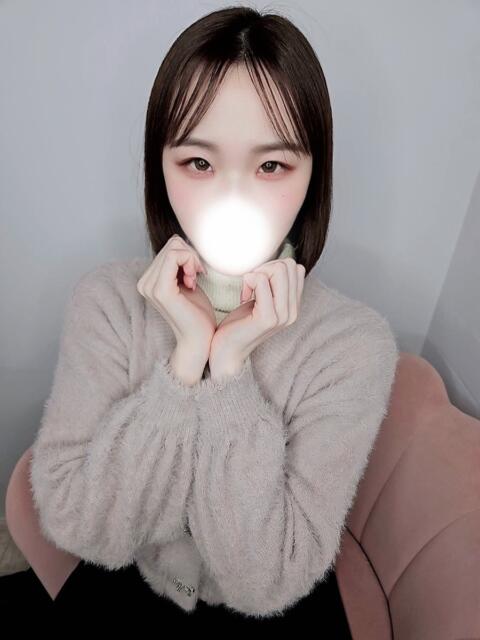 かなは とある風俗店♡やりすぎさーくる新宿大久保店♡で色んな無料オプションしてみました（デリヘル）