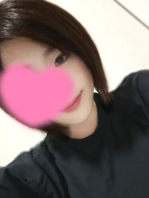 こはる☆癒しの巨乳美女♪ いちご倶楽部(デリヘル)