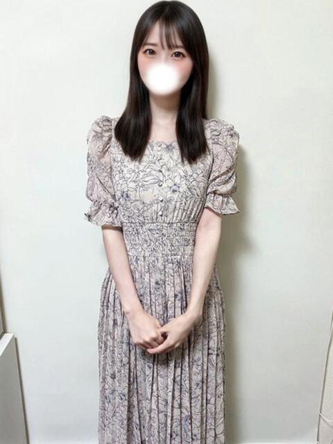 ふゆ♪S級完未 女子大生専門店白百合（デリヘル）