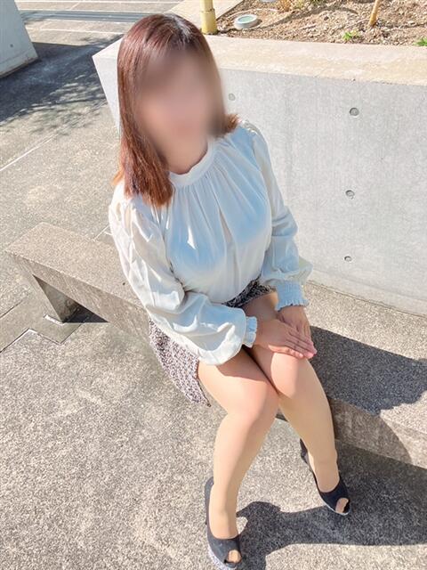 舟崎 美紀 昼妻夜 滋賀店(駅待ち合わせ人妻デリヘル)