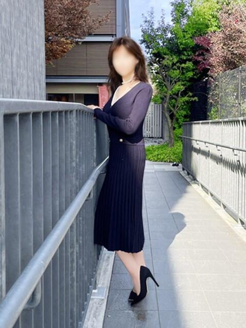 岡村 ひとみ こあくまな熟女たち 京都店(KOAKUMAグループ)（人妻・熟女デリヘル）