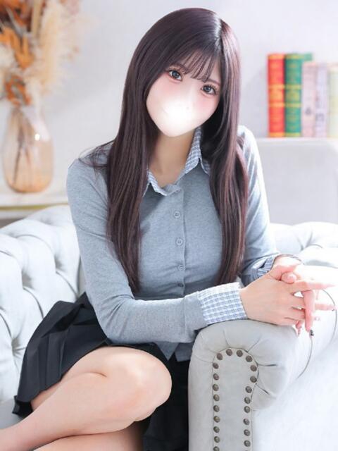 るあ★スタイル抜群F乳受付嬢★ Bell～S級美女お姉様・人妻デリヘル～（デリヘル）