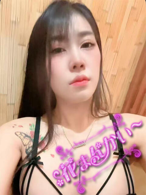 べに 花まんかい（アジアンデリヘル）