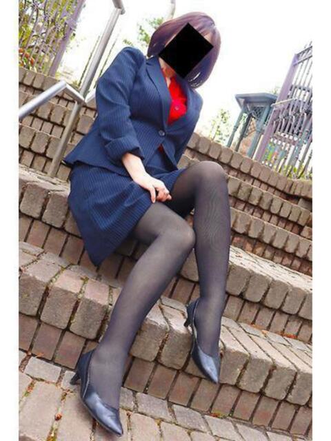 りく 逢って30秒で即尺(人妻・熟女待ち合わせデリヘル)