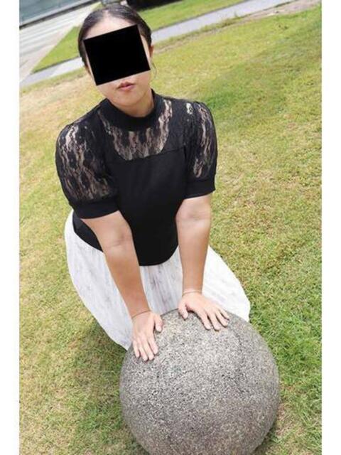 めい 逢って30秒で即尺(人妻・熟女待ち合わせデリヘル)