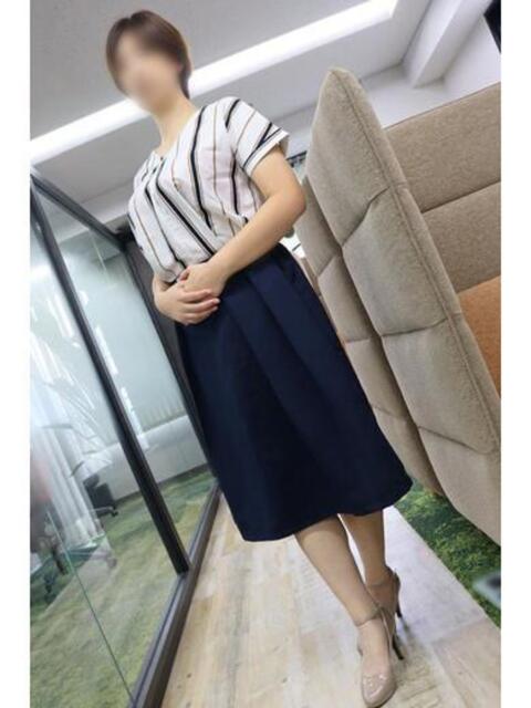 かえで 逢って30秒で即尺（人妻・熟女待ち合わせデリヘル）