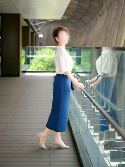 吉川真由美 こあくまな熟女たち 上野・御徒町店 (KOAKUMAグループ)(人妻・熟女デリヘル)