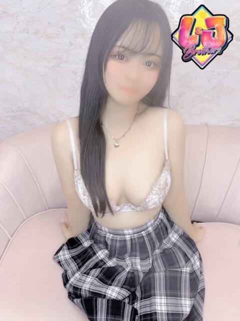 かな 初心なF乳エチエチボディ L＆Jブラザーズ（デリヘル）