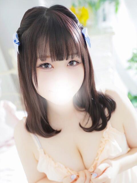 なぎ 白いぽっちゃりさん(ぽっちゃり専門ホテヘル)