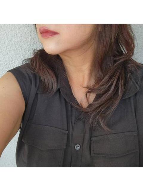 ゆりね【GOLDcourse】 お姉さん人妻専門店FANTASY(デリヘル)