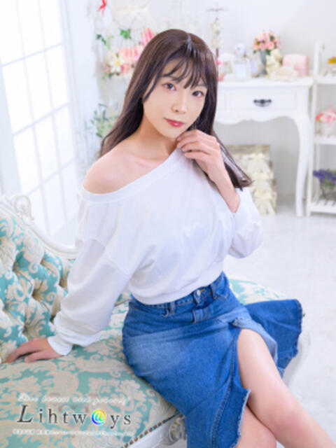 槇村ユイ Lihtways（ライトウェイズ）（【非風俗】個室&amp;出張ニューハーフメンズエステ）
