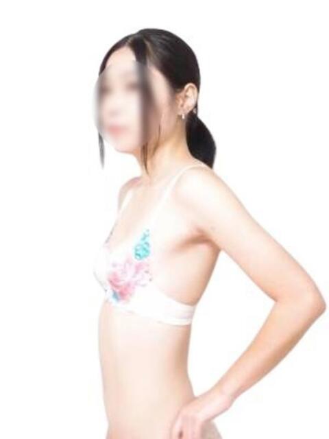 いく 貧乳パラダイス（ぺちゃぱい専門デリヘル）