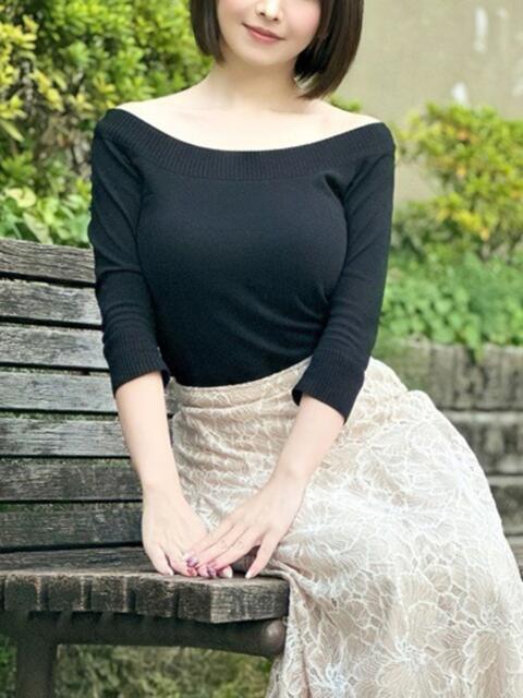 岸田ゆみか 月の真珠-五反田-（デリヘル（人妻若妻専門店））