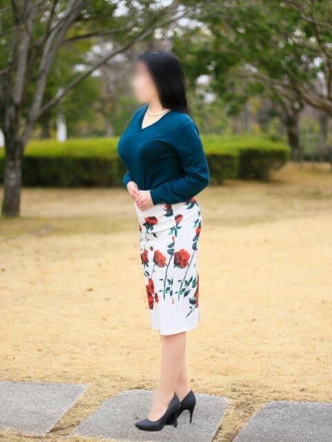 吉野なつめ こあくまな熟女たち 高松店（KOAKUMAグループ）（人妻・熟女デリヘル）