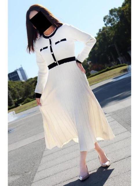 まき 逢って30秒で即尺(人妻・熟女待ち合わせデリヘル)