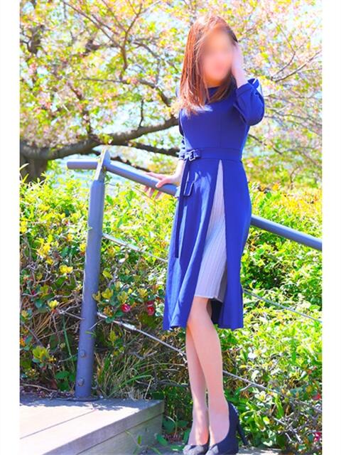 さゆり 奥鉄オクテツ神奈川店(デリヘル市場グループ)(駅待ち合わせ型人妻デリヘル)