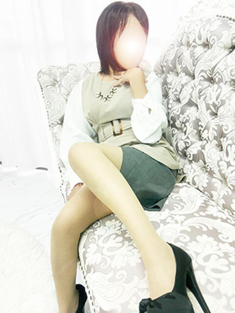 綾瀬 モアグループ南越谷人妻花壇（人妻デリヘル）