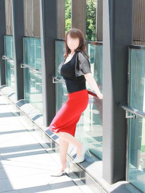 奥山 みえこ こあくまな熟女たち 鶯谷・日暮里店(KOAKUMAグループ)（人妻・熟女デリヘル）