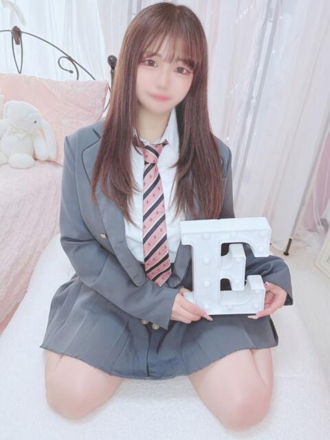 かなの E+アイドルスクール新宿・歌舞伎町店(デリヘル)