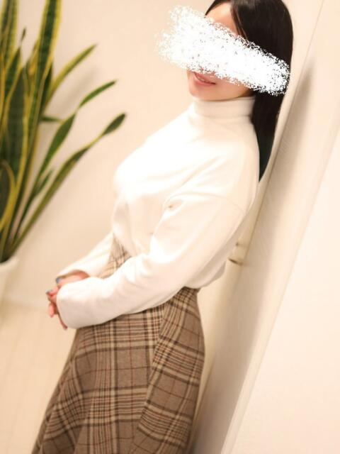 篠塚みやび(しのづかみやび) 鶯谷ナンバーワン（人妻デリヘル）