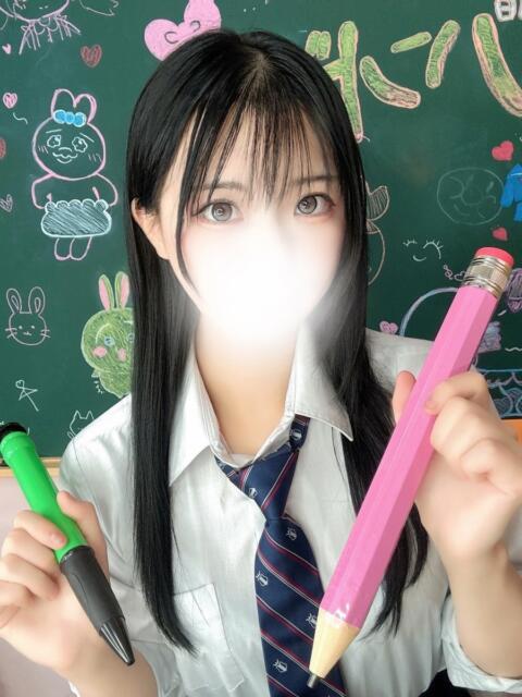 もな 新宿ハンドメイド(手コキ・オナクラ)