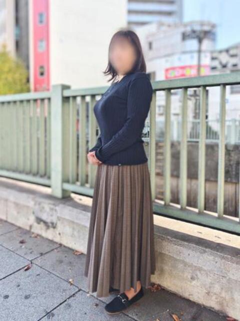 根岸 ゆづ こあくまな熟女たち 千葉店(KOAKUMAグループ)(人妻・熟女デリヘル)