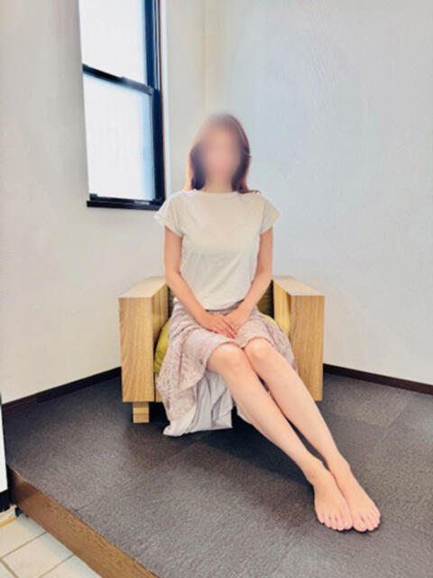 亜希（あき） おもてなし婦人（人妻系デリヘル）