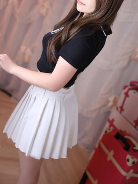 新人・みお CLASSY.四日市店（ホテヘル＆デリヘル）